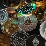 Cum să investești în criptomonede fără înșelătorii